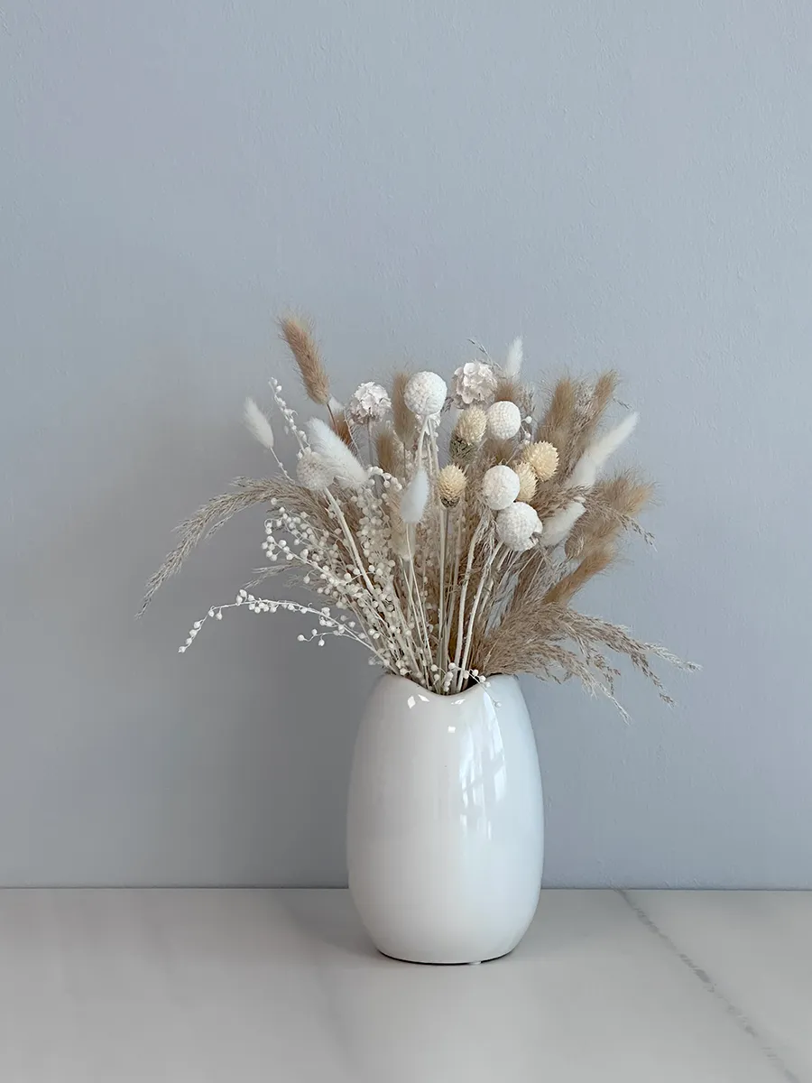 Заказать оформление офиса композициями из сухоцветов и стабилизированных растений в спб.